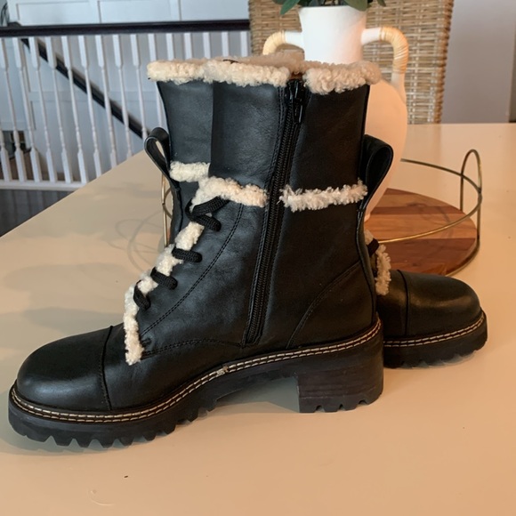 See By Chloe-Shearling boots-size 41(size 10-11) - Picture 7 of 15
